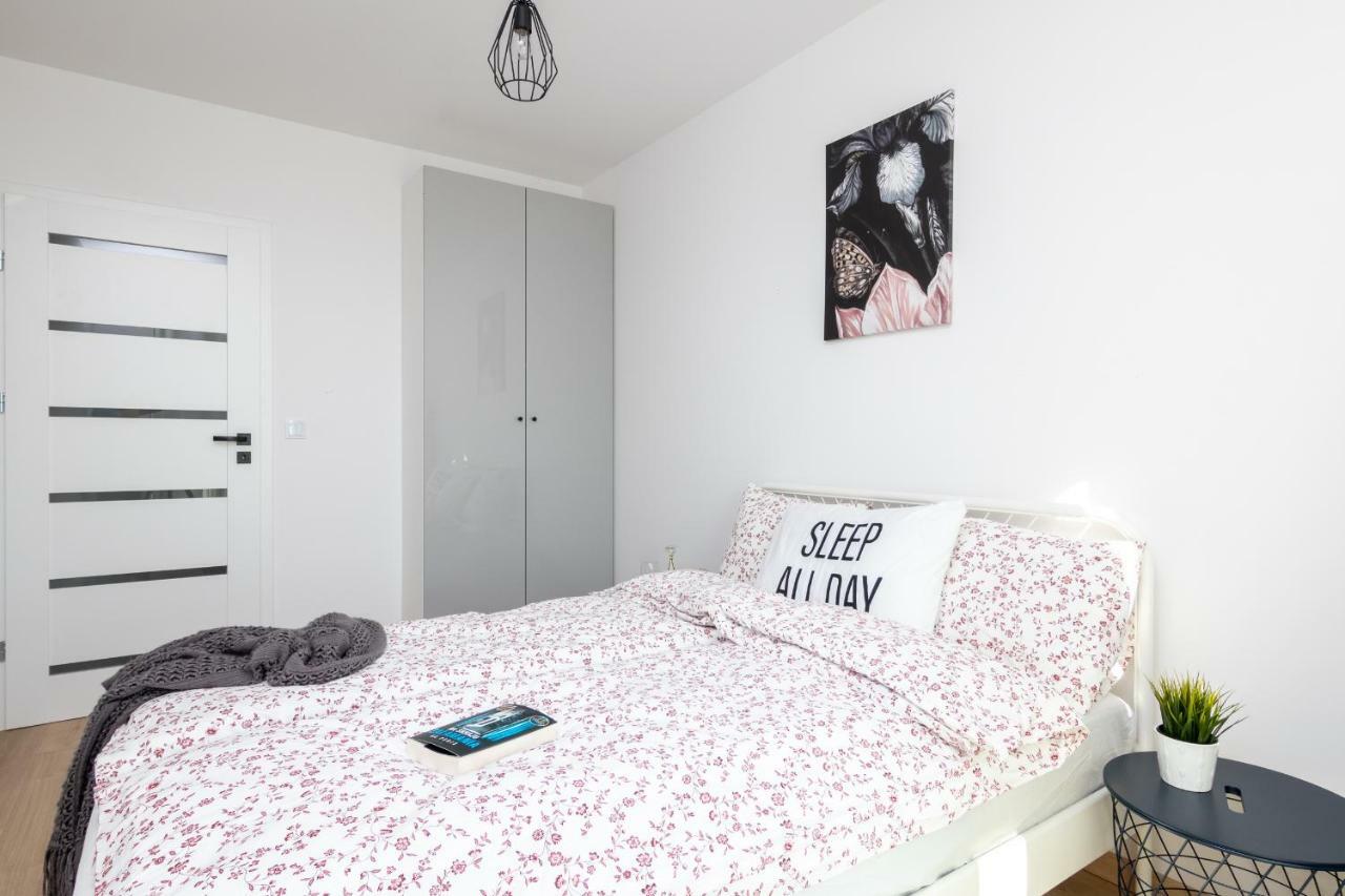 Apartamenty Ul. Marii Konopnickiej Cracovia Exterior foto
